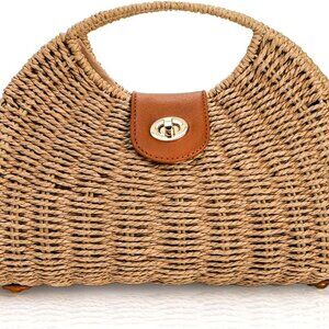 Chic Dumpling Bag - Handcrafted Straw Purse with Adjustable Strap for Summer Fun